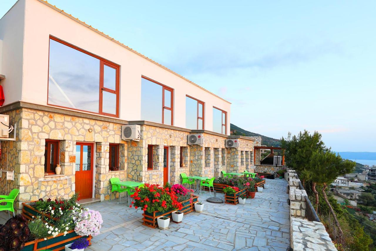 Vila Dena Vlore Bagian luar foto