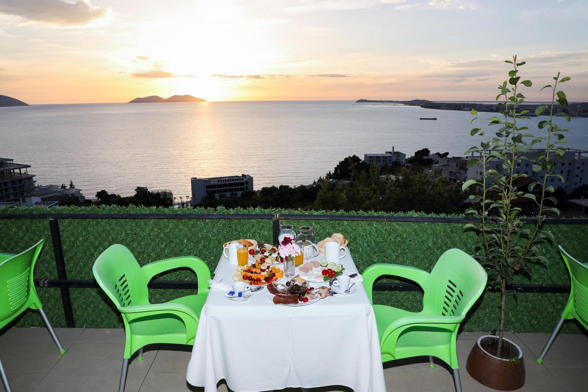 Vila Dena Vlore Bagian luar foto