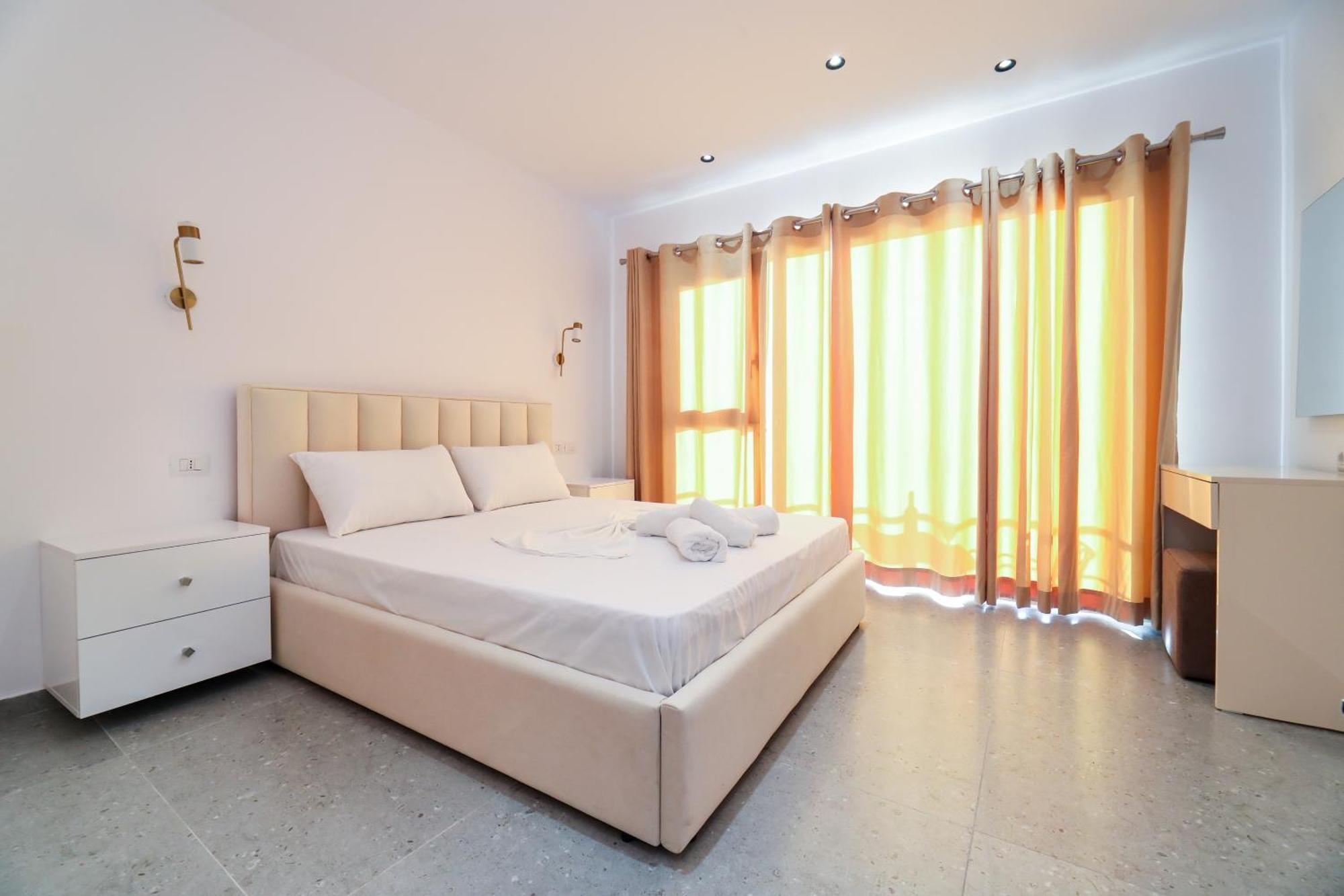 Vila Dena Vlore Bagian luar foto