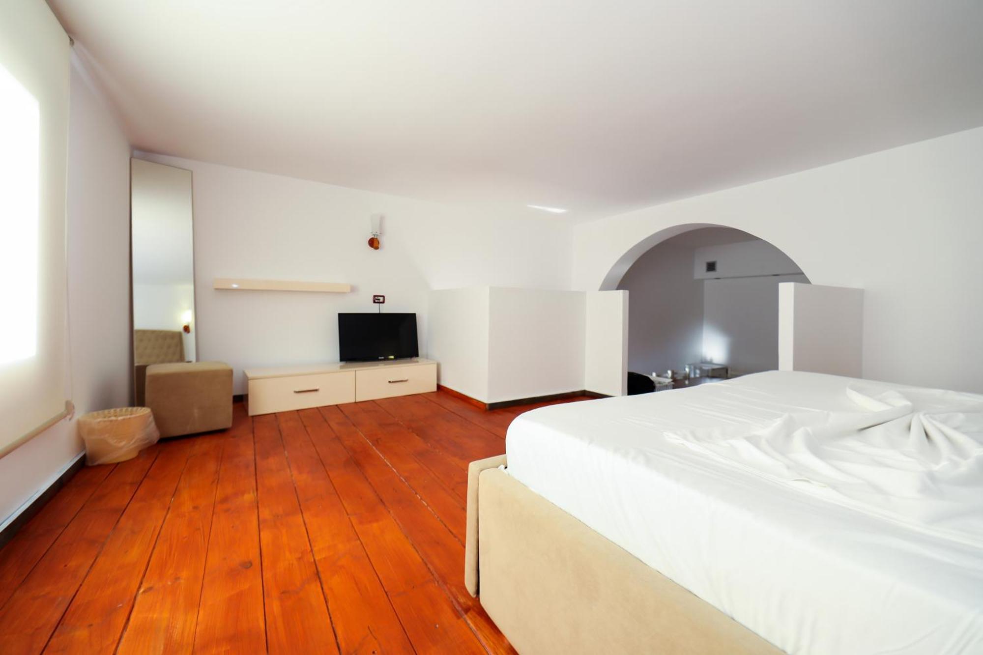 Vila Dena Vlore Bagian luar foto
