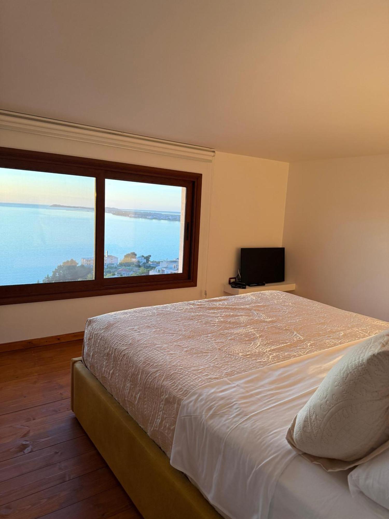 Vila Dena Vlore Bagian luar foto