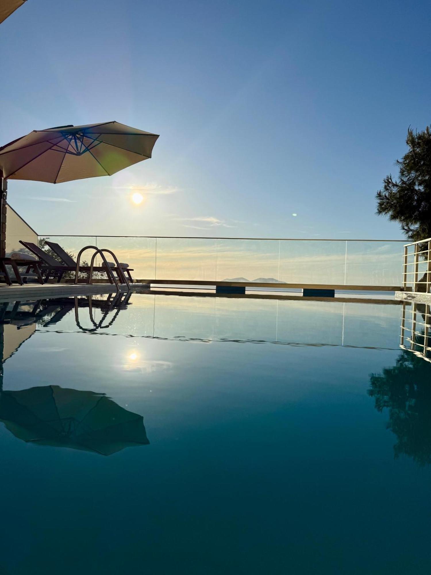 Vila Dena Vlore Bagian luar foto