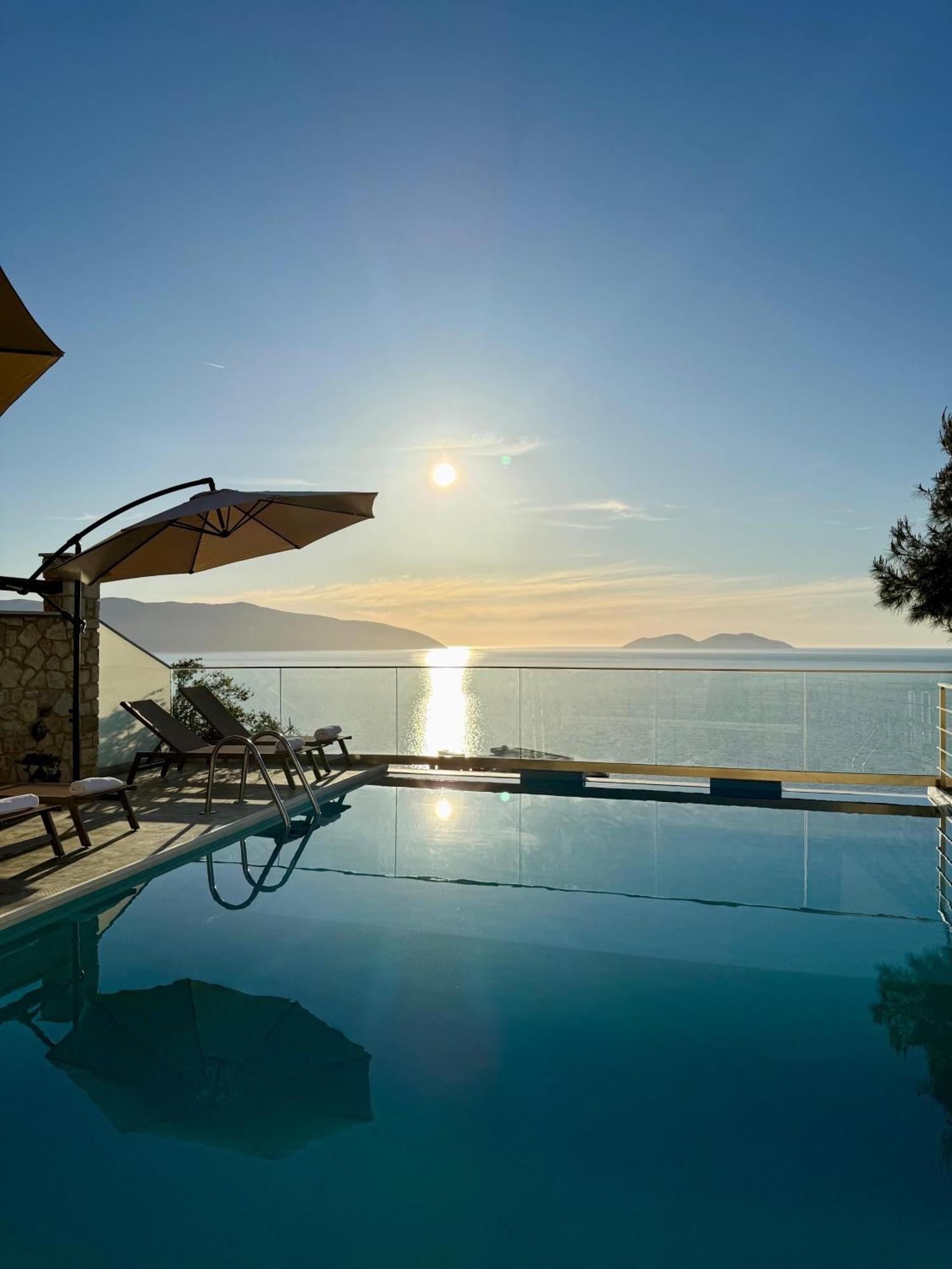 Vila Dena Vlore Bagian luar foto